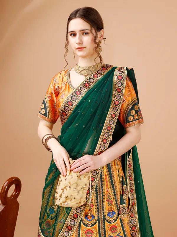 LEHENGA_CHOLI_SET
