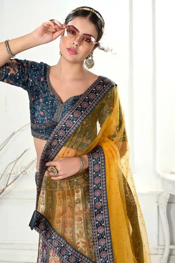 LEHENGA_CHOLI_SET