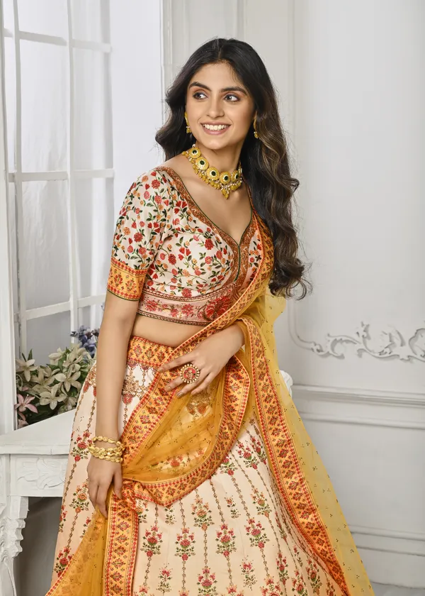 LEHENGA_CHOLI_SET