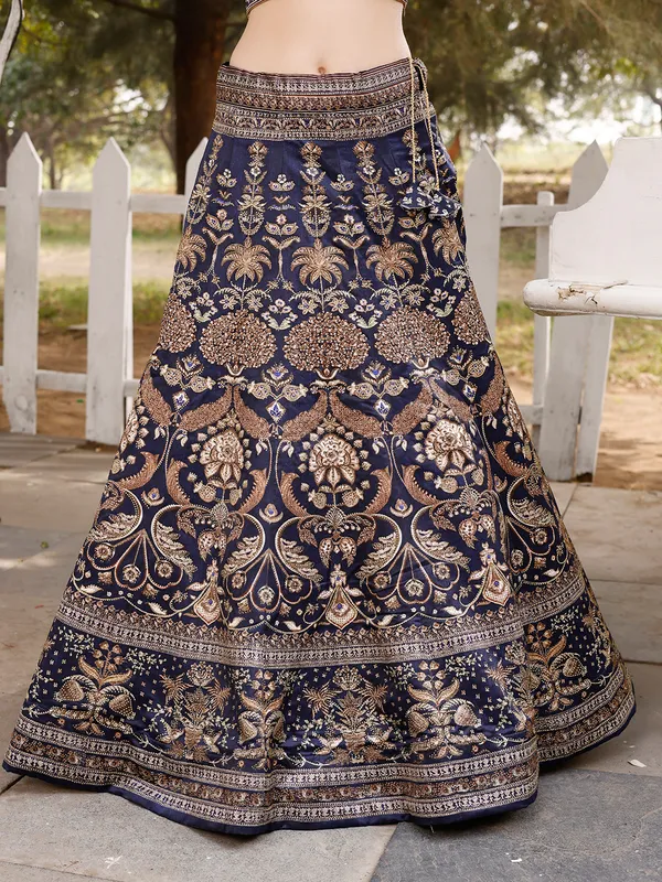 LEHENGA_CHOLI_SET