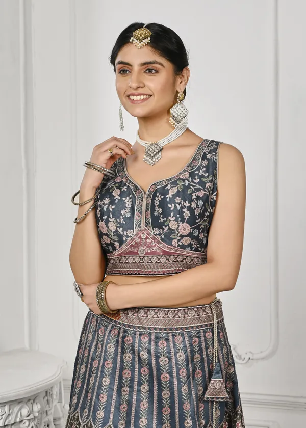 LEHENGA_CHOLI_SET
