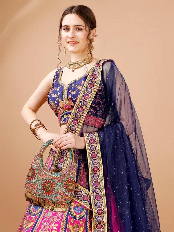 LEHENGA_CHOLI_SET