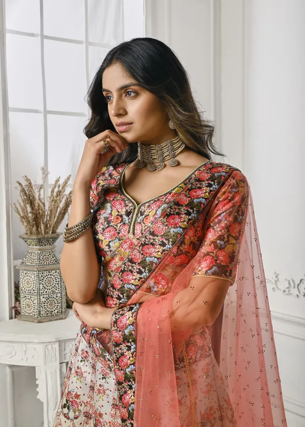 LEHENGA_CHOLI_SET