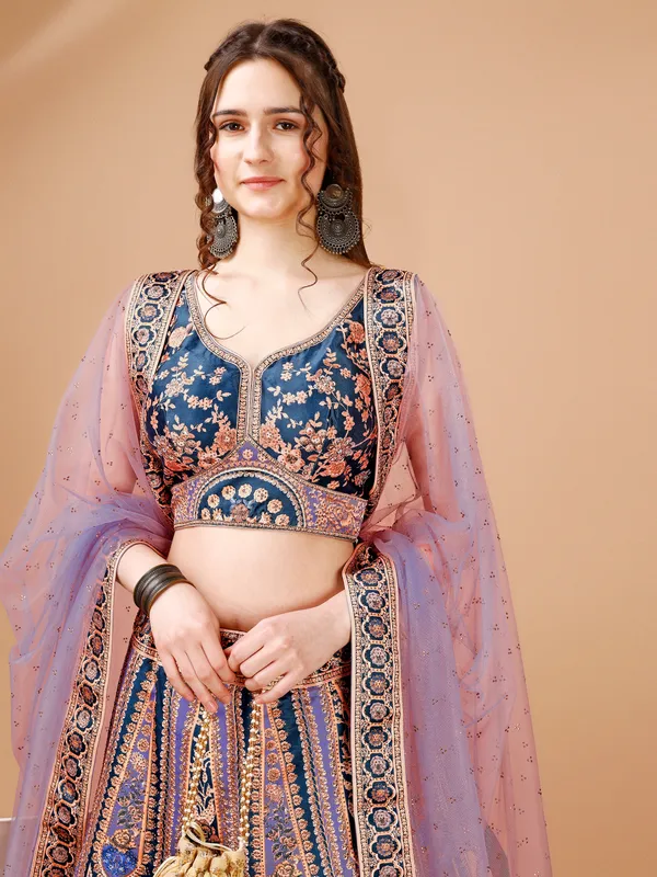 LEHENGA_CHOLI_SET
