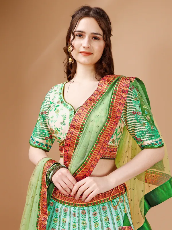 LEHENGA_CHOLI_SET