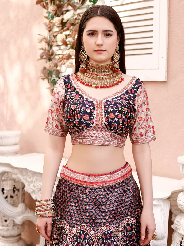 LEHENGA_CHOLI_SET