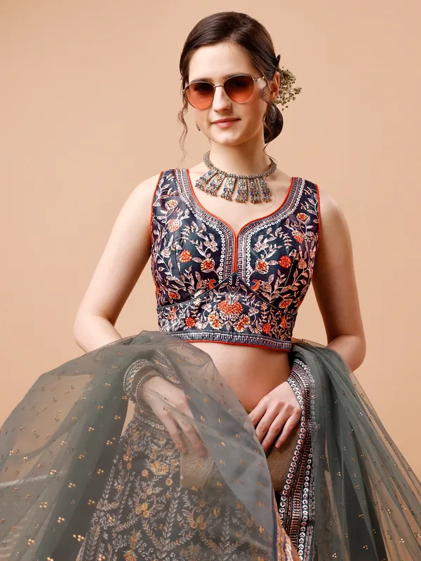 LEHENGA_CHOLI_SET