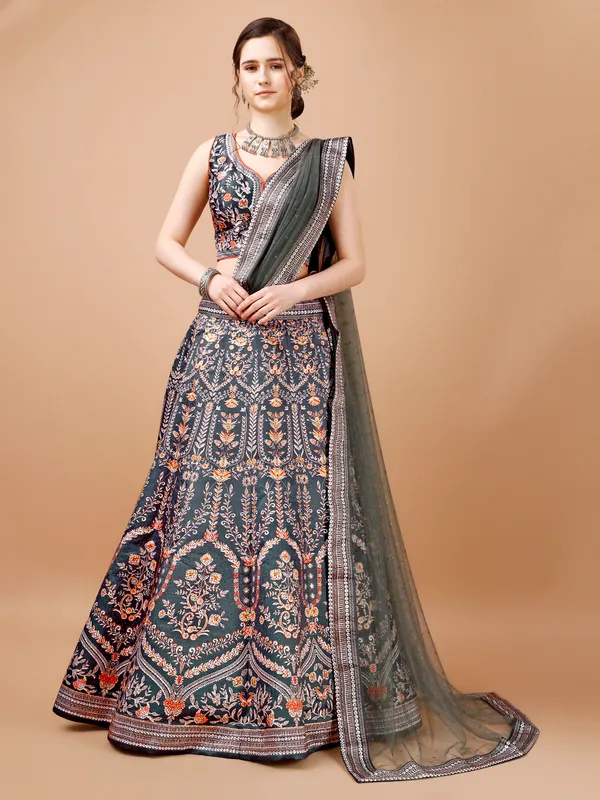 LEHENGA_CHOLI_SET