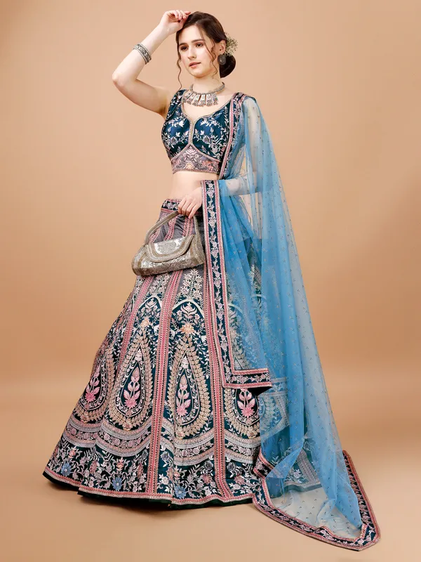 LEHENGA_CHOLI_SET