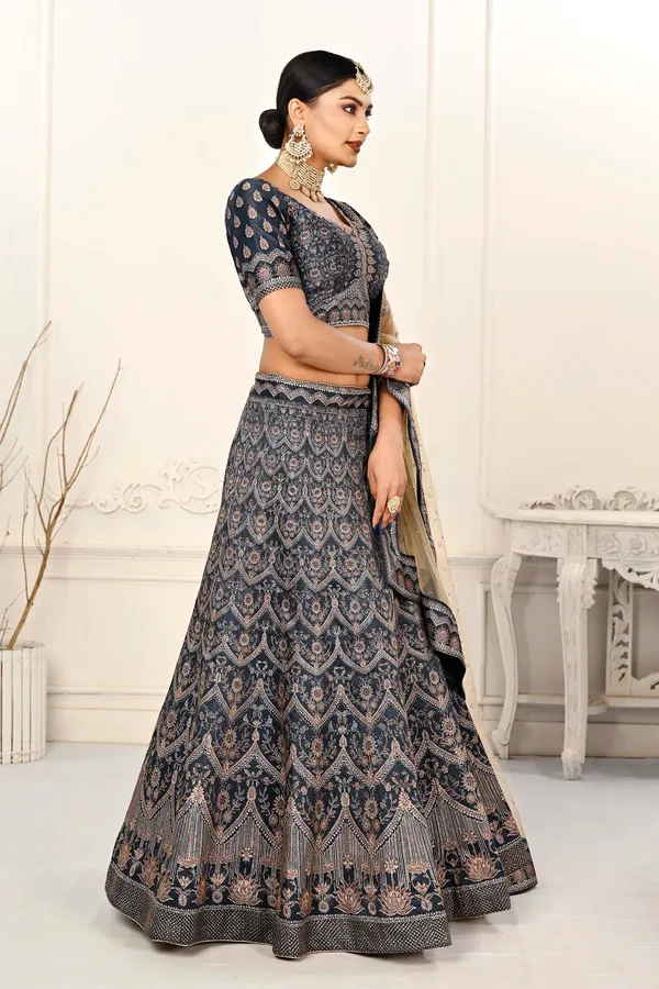 LEHENGA_CHOLI_SET