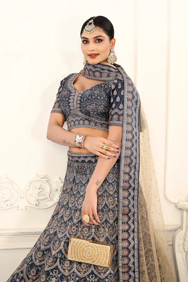 LEHENGA_CHOLI_SET