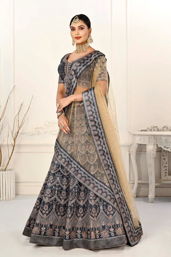 LEHENGA_CHOLI_SET