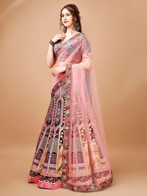 LEHENGA_CHOLI_SET