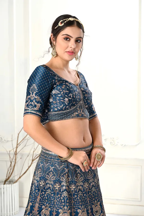 LEHENGA_CHOLI_SET