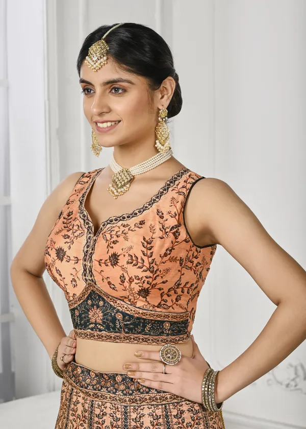 LEHENGA_CHOLI_SET