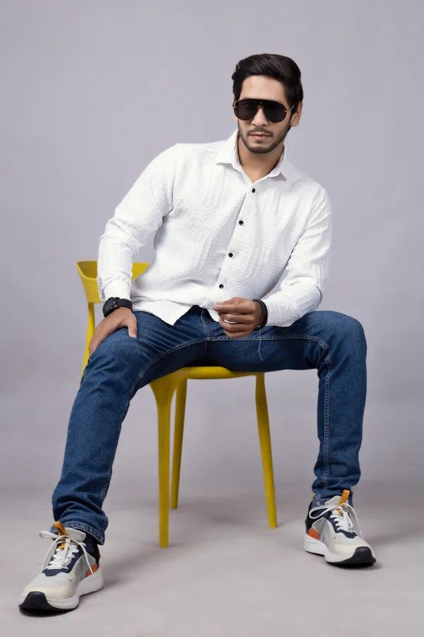 White_Casual_Roll_Up_Sleeve_Solid_Printed_Men_Shirt