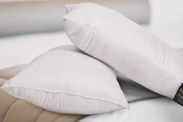 White_Comfortable_Supportive_Pillow_For_Linens_&_Bedding_(17x27_inch)