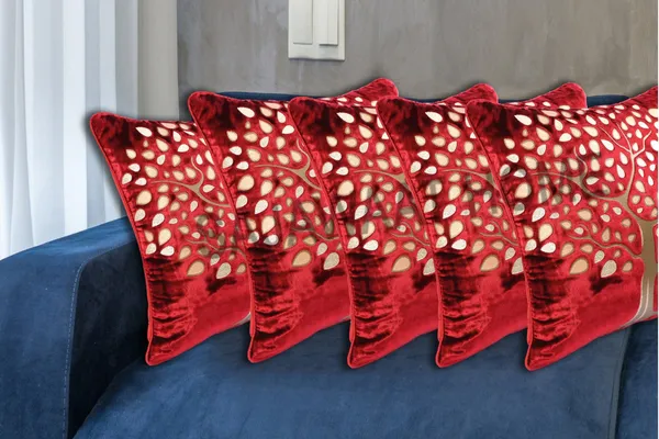 Mehroon_Premium_Quality_Cushion_Covers_For_Car,_Chair_Home_Decor_(16x27_inch)