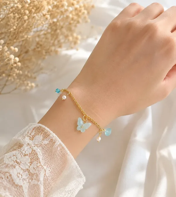 Gold_Plated_Minimalist_Chain_Bracelet_for_Women_|_Elegant_Adjustable_Charm_Bracelet_|_Trendy_Daily_&_Party_Wear_Fashion_Jewellery_Gift