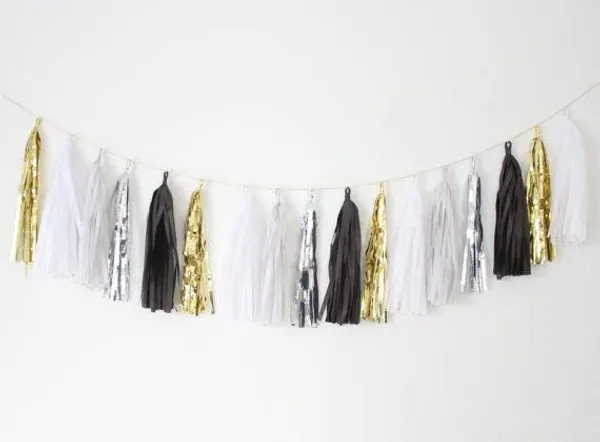 Black_Gold_&_White_Balloons_Net_Backdrop_Led_Light_|_For_Party_Decoration_(71_Pcs)