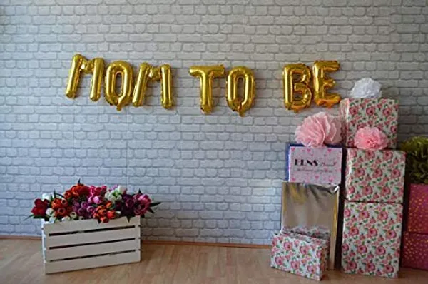 Golden_Mom_To_Be_Title_Phrase_Text_Foil_Balloons