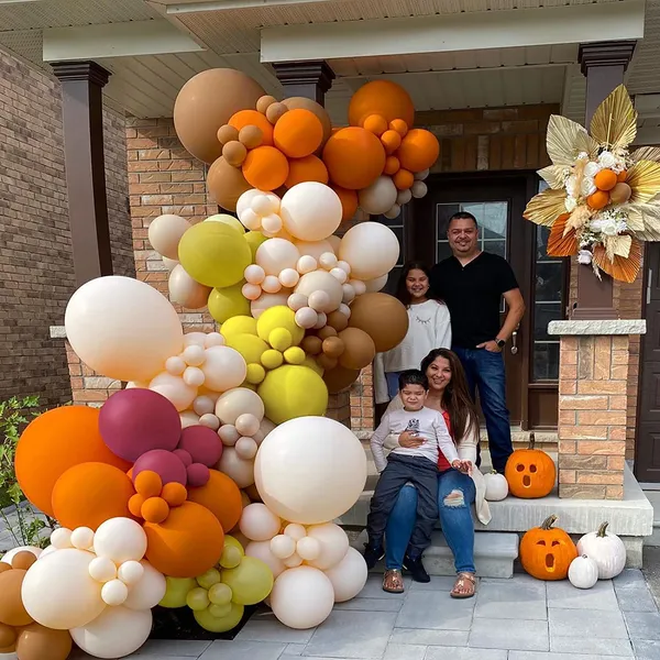 Multicolor_Thanksgiving_Balloon_Garland_Kit_With_Fall_Balloons_(121_Pcs)
