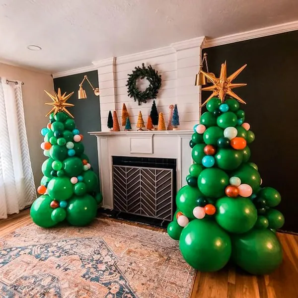 Green_Red_&_Gold_Latex_Tree_Balloons_With_Starburst_Balloons_|_For_Christmas_Party_Decorations_Birthday_Party_Supplies_(102_Pcs)