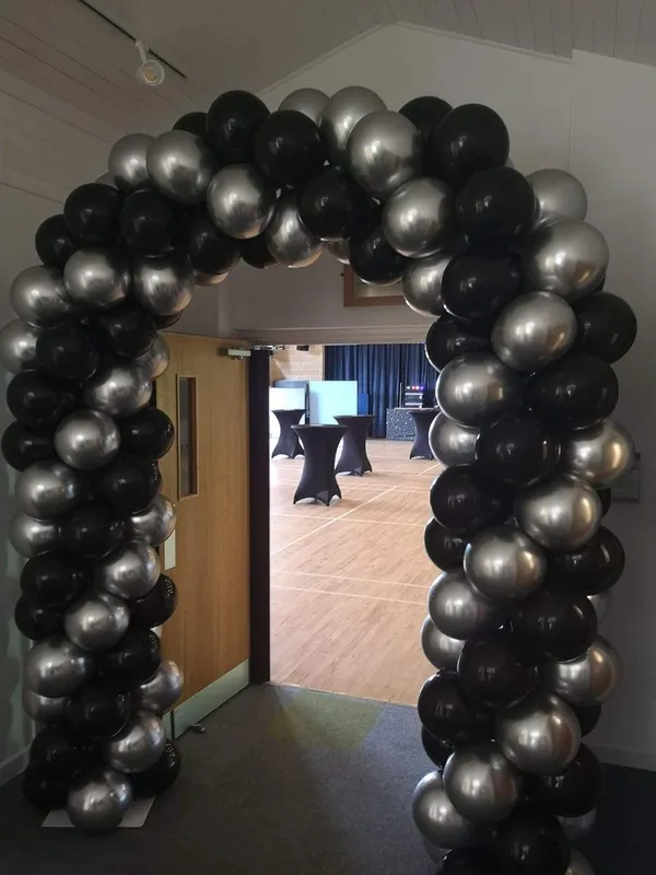 Silver_&_Black_Balloons_|_For_Birthdays_Anniversaries_Weddings_Functions_And_Party_Occasions_(10_Inch)