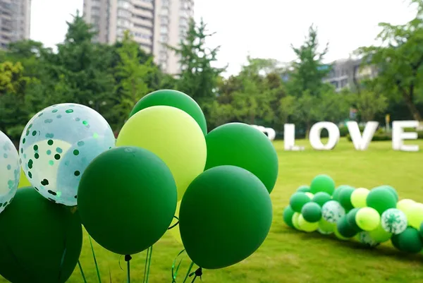 Green_Confetti_Helium_Latex_Balloons_|_For_Boy_Girl_Birthday_Jungle_Safari_Theme_Party_Decorations_(63_Pcs)_(12_Inch)