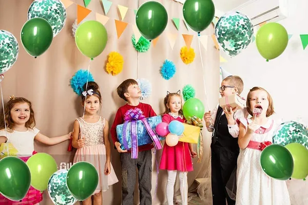 Green_Confetti_Helium_Latex_Balloons_|_For_Boy_Girl_Birthday_Jungle_Safari_Theme_Party_Decorations_(63_Pcs)_(12_Inch)