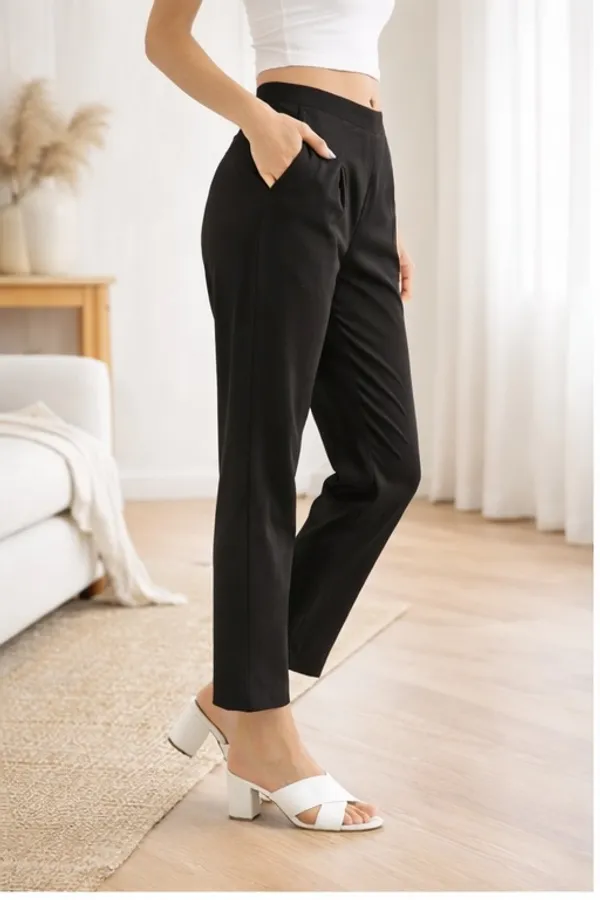 Urban_Chic_High-Waist_Black_Trouser