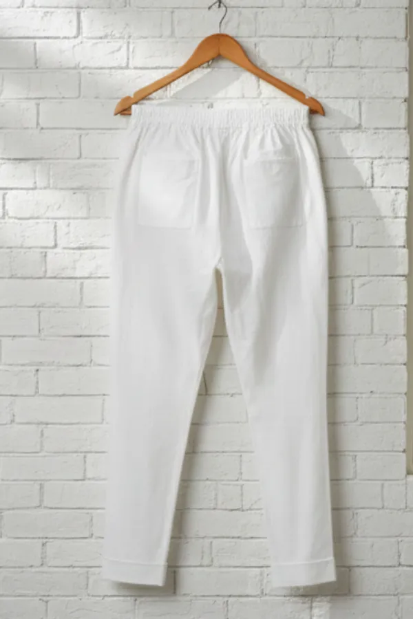 Urban_Chic_High-Waist_White_Trouser