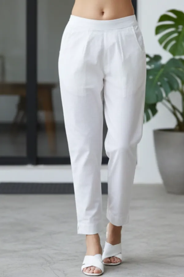 Urban_Chic_High-Waist_White_Trouser