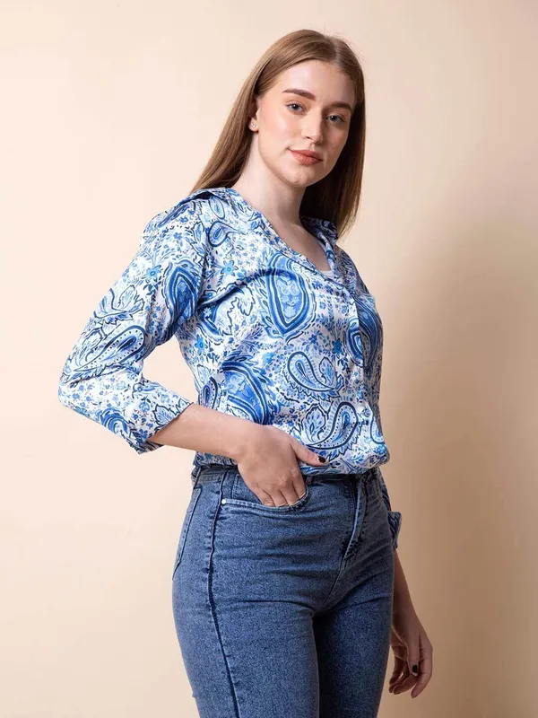 Sky_Blue_Paisley_Printed_Regular_Fit_Solid_Shirt