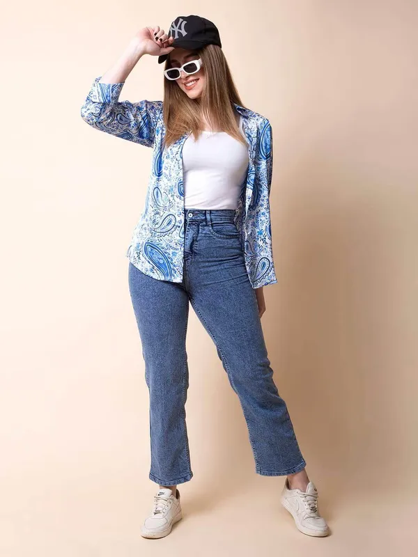 Sky_Blue_Paisley_Printed_Regular_Fit_Solid_Shirt
