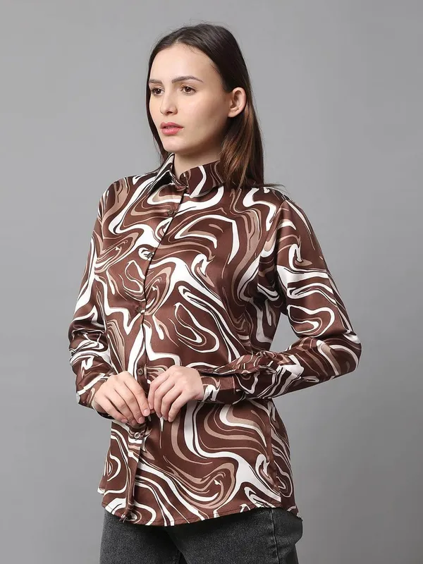 Brown_Printed_Satin_Regular_Fit_Solid_Shirt