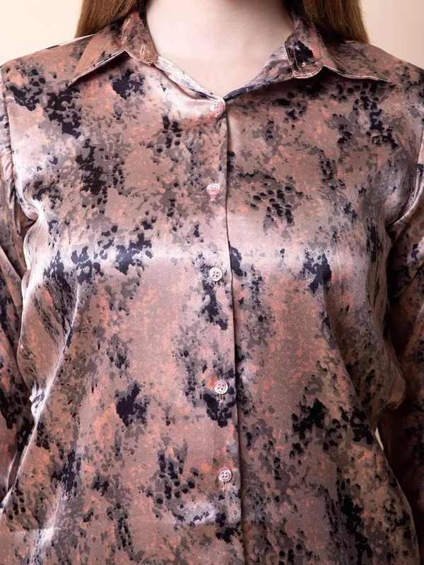 Pink_Dye-Up_Satin_Regular_Fit_Solid_Shirt