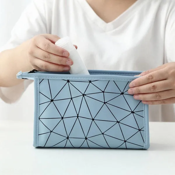 Fashion_Women_Grid_Shaped_Large_Capacity_Clutch_Cosmetic_Bag
