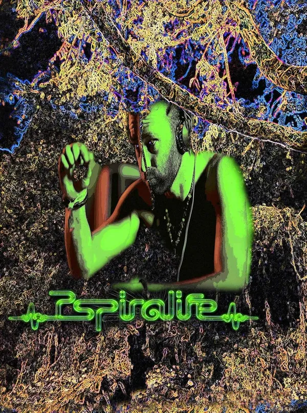 DJ-PSPIRALIFE_|_UV_GLOW_DESIGN_|_MUSIC_CONCERT_FIT_|__T-SHIRT_|_210_GSM