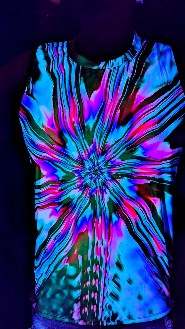 PSY_TRIPPY_INTERVENTION_|_UV_Glow_Design_|_Festive_Fit_SANDO