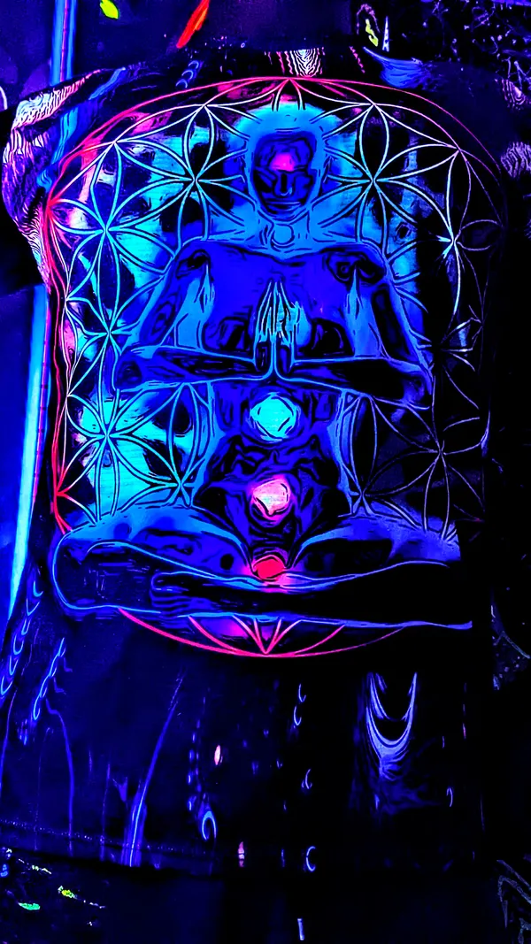 CHAKRA-MEDITATION-PORTAL_|_UV_Reactive_Art_|_T-SHIRT_|_210_GSM