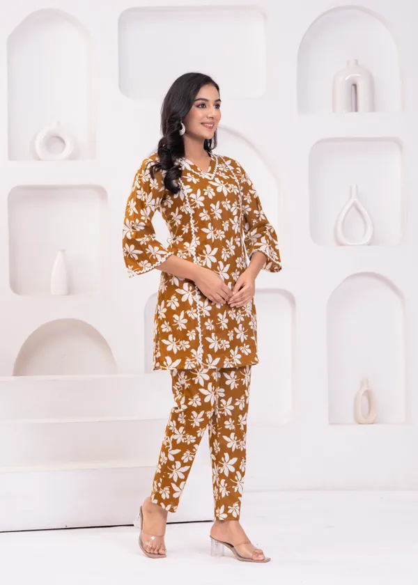 Brown_&_White_Trendy_Design_Cotton_Co-Ord_Set_For_Women