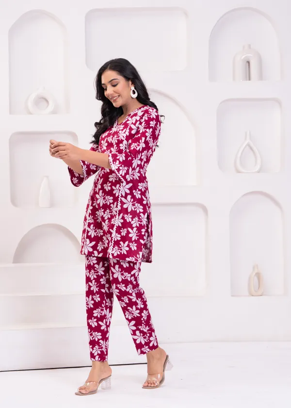 Red_&_White_Trendy_Design_Cotton_Co-Ord_Set_For_Women