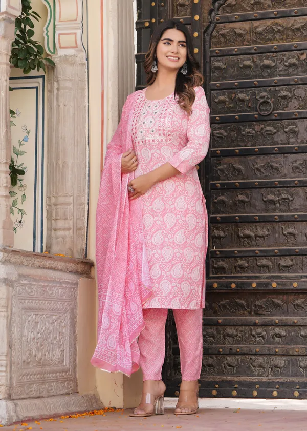 Pink_Cotton_Rayon_Kurta_&_Pant_With_Dupatta_Set_For_Women