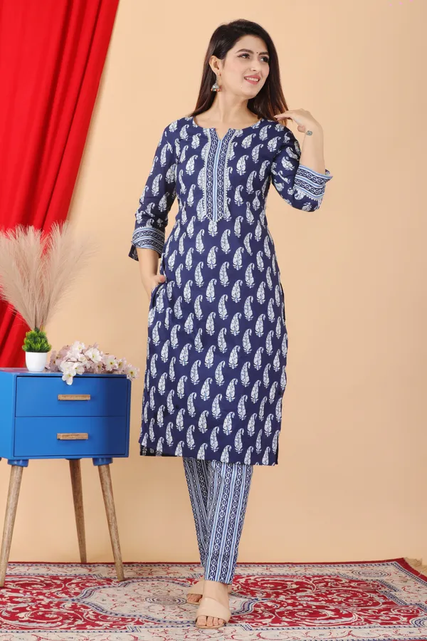 Dark_Blue_&_White_Cotton_Rayon_Kurta_&_Pant_Set_For_Women
