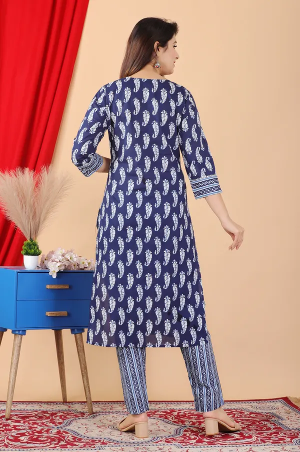Dark_Blue_&_White_Cotton_Rayon_Kurta_&_Pant_Set_For_Women