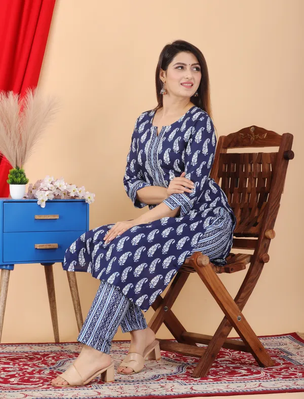Dark_Blue_&_White_Cotton_Rayon_Kurta_&_Pant_Set_For_Women
