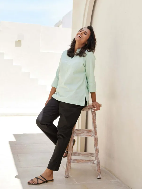 Black_Cotton_Regular_Fit_Trouser_For_Women