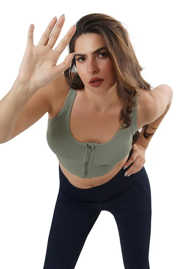 Green_Front_Zip_Longline_Sports_Bra_With_Removable_Pads_|_Double_Criss_Cross_Back_Support_|_Seamless_Padded_High_Support_For_Women