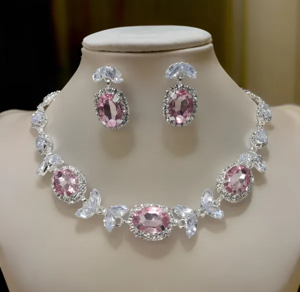 Shimmering_Beautiful_Jewellery_Sets